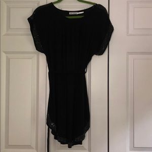 SHORT SLEEVE BODY CENTRAL DRESS